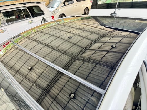 Toyota Prius 2013 option 4 Delux solar Full