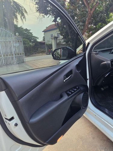Toyota Prius Prime Advance for Rent
