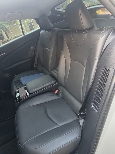 Toyota Prius Prime Advance for Rent