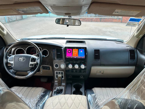Tundra 2008 ឡើង 2021 ប៉ុង2  full options មានឡាយសិន ឡានស្អាត អត់បុក