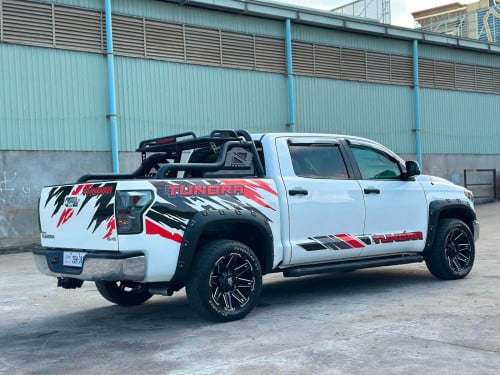 Tundra 2008 ឡើង 2021 ប៉ុង2  full options មានឡាយសិន ឡានស្អាត អត់បុក