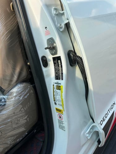 Tundra 2008 ឡើង 2021 ប៉ុង2  full options មានឡាយសិន ឡានស្អាត អត់បុក