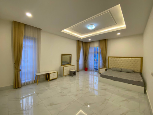 Villa Queen for rent at Peng Houth 60m Somdac Hun Sen Blvd