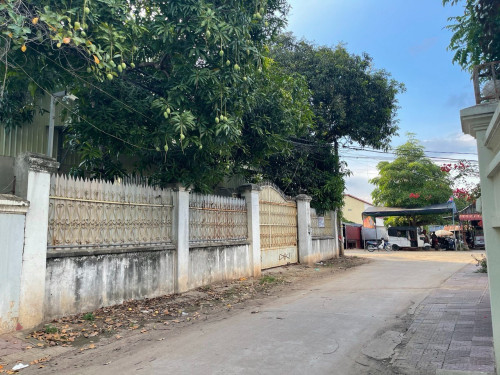 WAREHOUSE & LAND FOR SALE