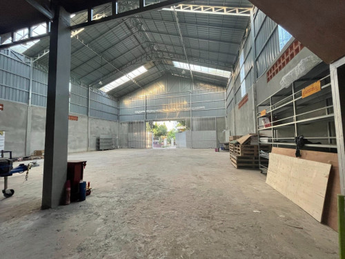 WAREHOUSE & LAND FOR SALE