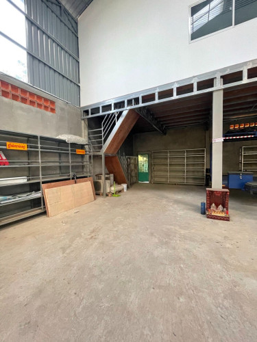 WAREHOUSE & LAND FOR SALE