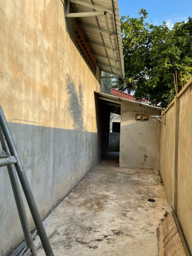 WAREHOUSE & LAND FOR SALE