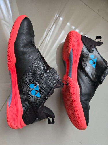 ស្បែកជើងលេងសីហ្ស៊ីន Yonex Original Shoes សម្រាប់លក់