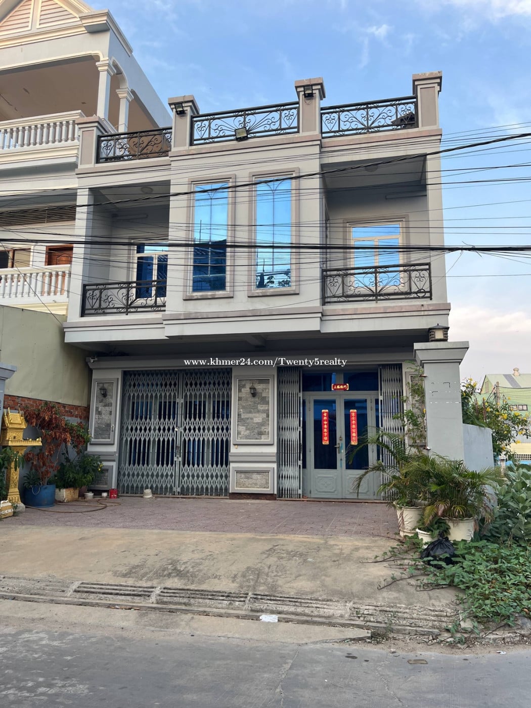 ផ្ទះ២ល្វែងសម្រាប់ជួល ក្បែរដីហុយ