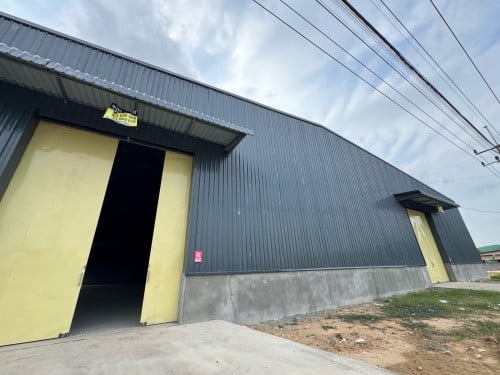 ឃ្លាំងសម្រាប់ជួល នៅសែនសុខ