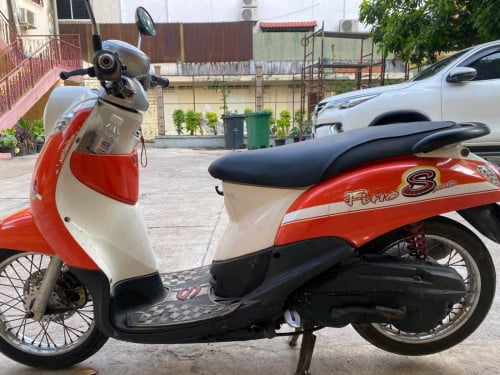 ជិះស្រួលមូរស្ទុះតាមដៃ