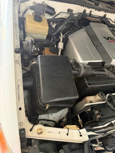 រថយន្ត​សម្រាប់​លក់​ LX470​ Full options