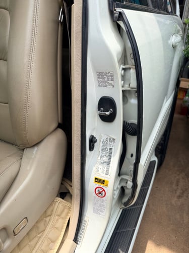 រថយន្ត​សម្រាប់​លក់​ LX470​ Full options