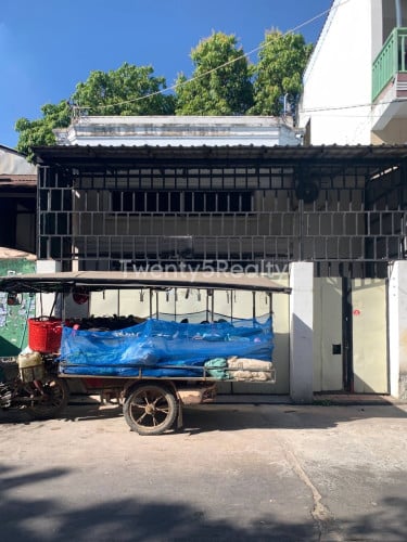 ផ្ទះជួលល្អសម្រាប់ស្នាក់នៅ ក្បែរផ្សារបឹងបៃតង