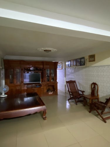 ផ្ទះលក់បន្ទាន់