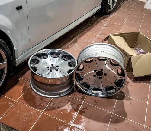 យ៉ាន់ 19" brand ជប៉ុនស៊ីន