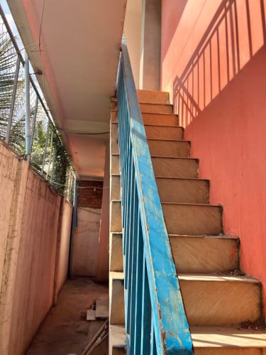 ផ្ទះជួលកំពស់ 3ជាន់មានចំណូលស្រាប់លក់បន្ទាន់