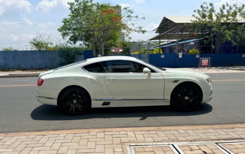 មានលុយ50%ដកឡានបាន Bentley Continental GT 2013 លក់ 35000$ ចចារ