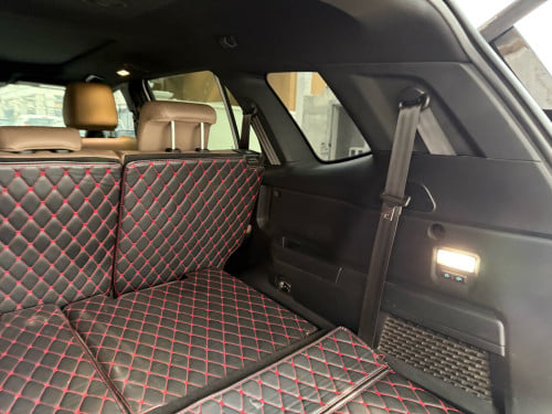 ស្តុក​ថ្មី​ Ford Everest Titanium
