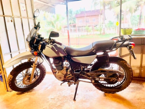 ម៉ូតូ Honda FTR223