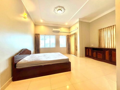 ផ្ទះសម្រាប់ជួល House for rent at