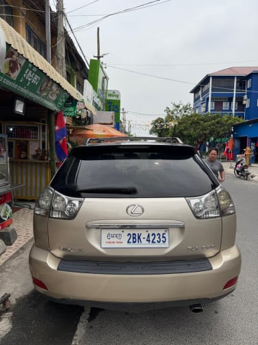 ឡាន​លក់​lexus​Rx330 full ប៉ុង 2 ឆ្នាំ​ផលិត​205