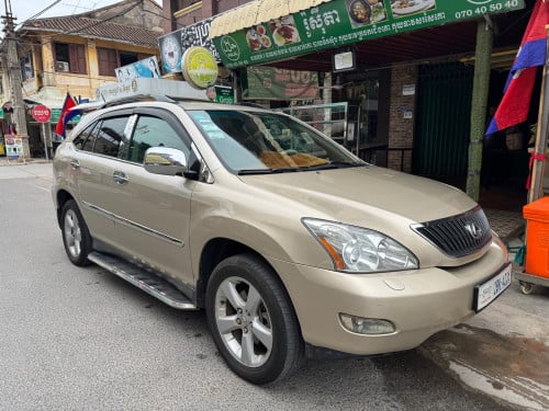 ឡាន​លក់​lexus​Rx330 full ប៉ុង 2 ឆ្នាំ​ផលិត​205