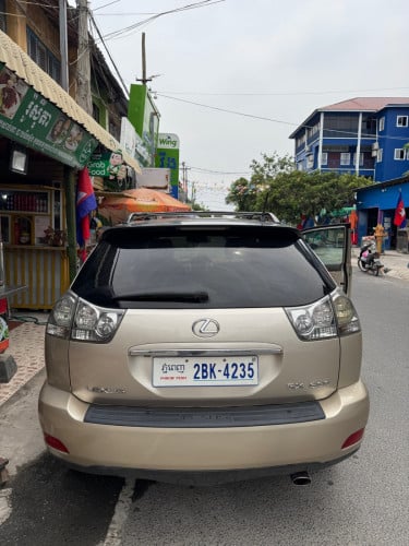 ឡាន​លក់​lexus​Rx330 full ប៉ុង 2 ឆ្នាំ​ផលិត​205
