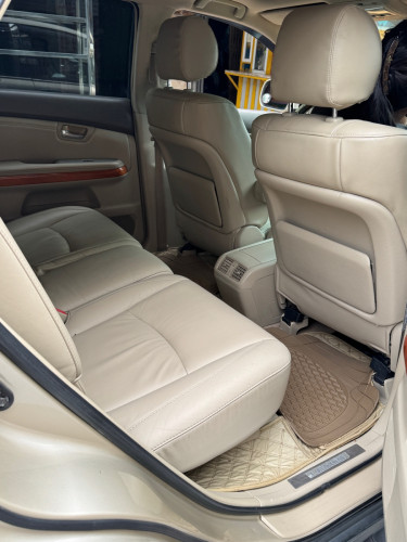 ឡាន​លក់​lexus​Rx330 full ប៉ុង 2 ឆ្នាំ​ផលិត​205