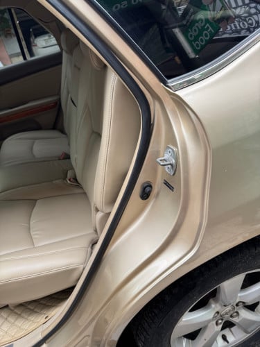 ឡាន​លក់​lexus​Rx330 full ប៉ុង 2 ឆ្នាំ​ផលិត​205
