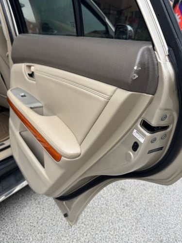 ឡាន​លក់​lexus​Rx330 full ប៉ុង 2 ឆ្នាំ​ផលិត​205