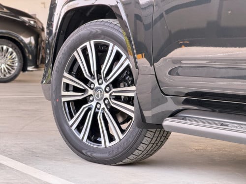 មកមុន បានមុន! LX700h Urban 2026 នាំចូលដោយក្រុមហ៊ុន