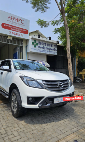 ម្ចាដ់ដេីមថ្មីខ្លាំង Mazda Thunder Full option 2020 3.2L