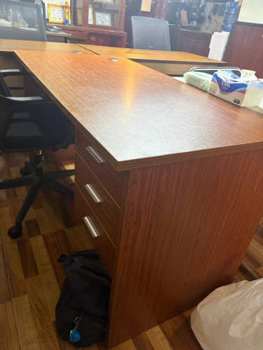 តុOffice មាន2