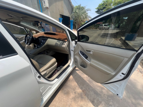 ឡានលក់ Toyota Prius 2010 Option 5 Advance