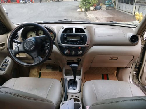 🔥 Toyota RAV4 2003  តម្លៃត្រឹម 9500$