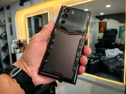 #Vertu  Meta 1 ⚜️ 98%  ⚜️ ♠12GB ram & 512 GB rom ♠ 🔥 1450 $ 🔥  ⚜️ Global Version / Sim 2  ⚜️