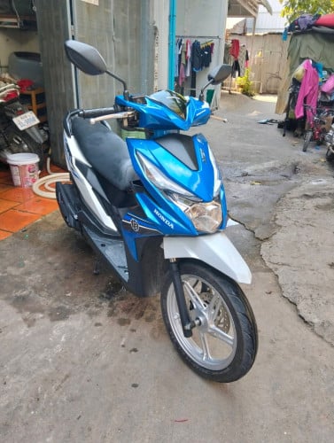 018 ម៉ូតូ​ស្អាត​ ​មានកាតគ្រី
