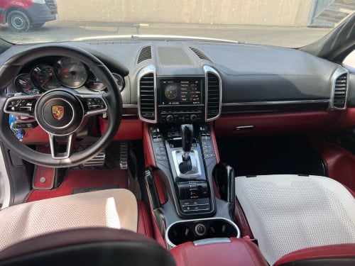 2011 Porsche Cayenne
