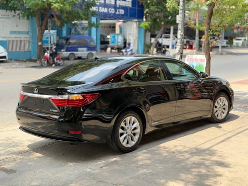 2014 LEXUS ES 300h Hybrid Premium Full Option រថយន្ត​ក្រដាសពន្ធថ្មី​ទេីបនាំចូល​