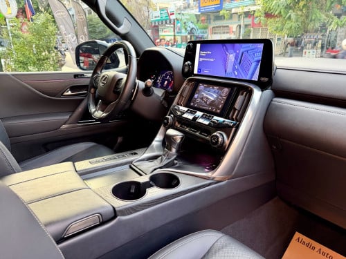 2022 Lx 600 Kuro 黑