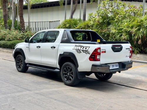 2023 Toyota Hilux Rally