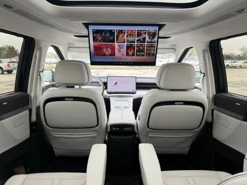 2024 Xpeng X9 Full Option