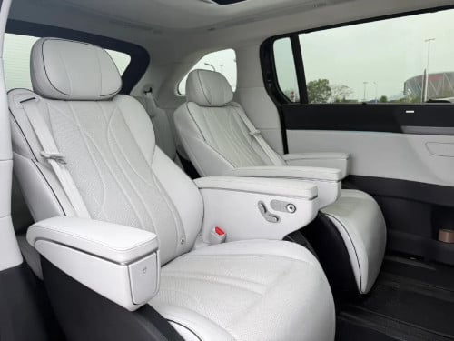 2024 Xpeng X9 Full Option