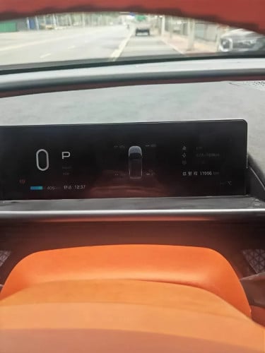 2025 Toyota BZ3X Full Option