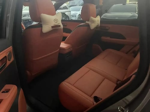 2025 Toyota BZ3X Full Option