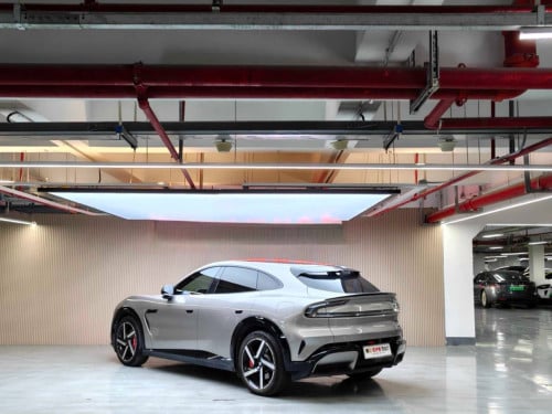 2025小米Yu7Max