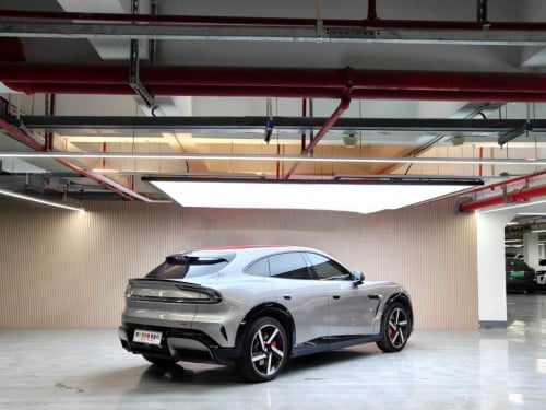 2025小米Yu7Max