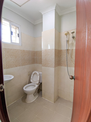 2Bedrooms Apartment for rent near Toul Kork Market