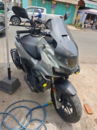 ADV 160 2023 Moto Japan មានគ្រឿងលេងស្រាប់ ឯកសាម្ចាស់ដេីម ប្រញាប់លុយ
